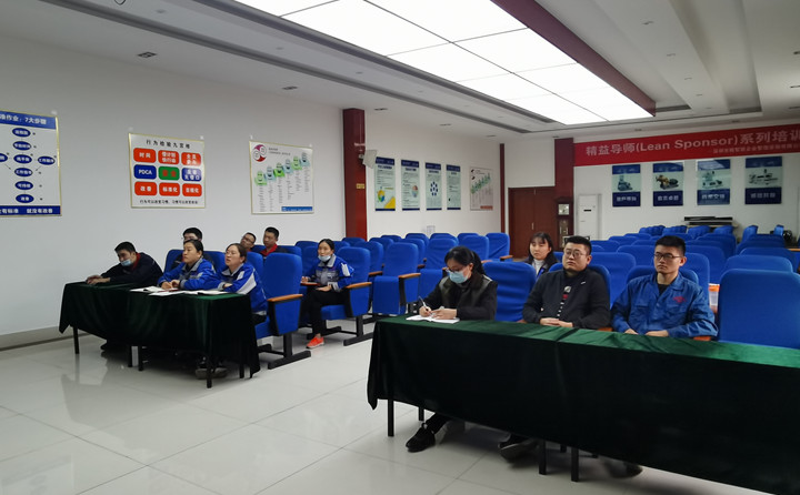秋季新員工培訓現(xiàn)場.jpg